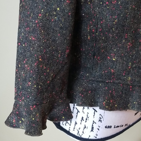 Sophisticated Moschino Duo of Jacket & Camisole. - Picture 7 of 16